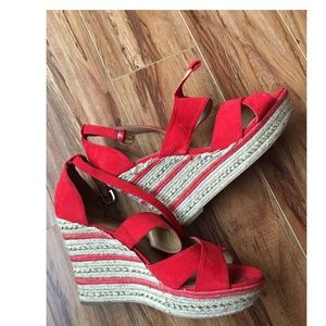 Red and Gold Sparkle Wedges